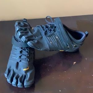 Men Five Toe Running Shoe